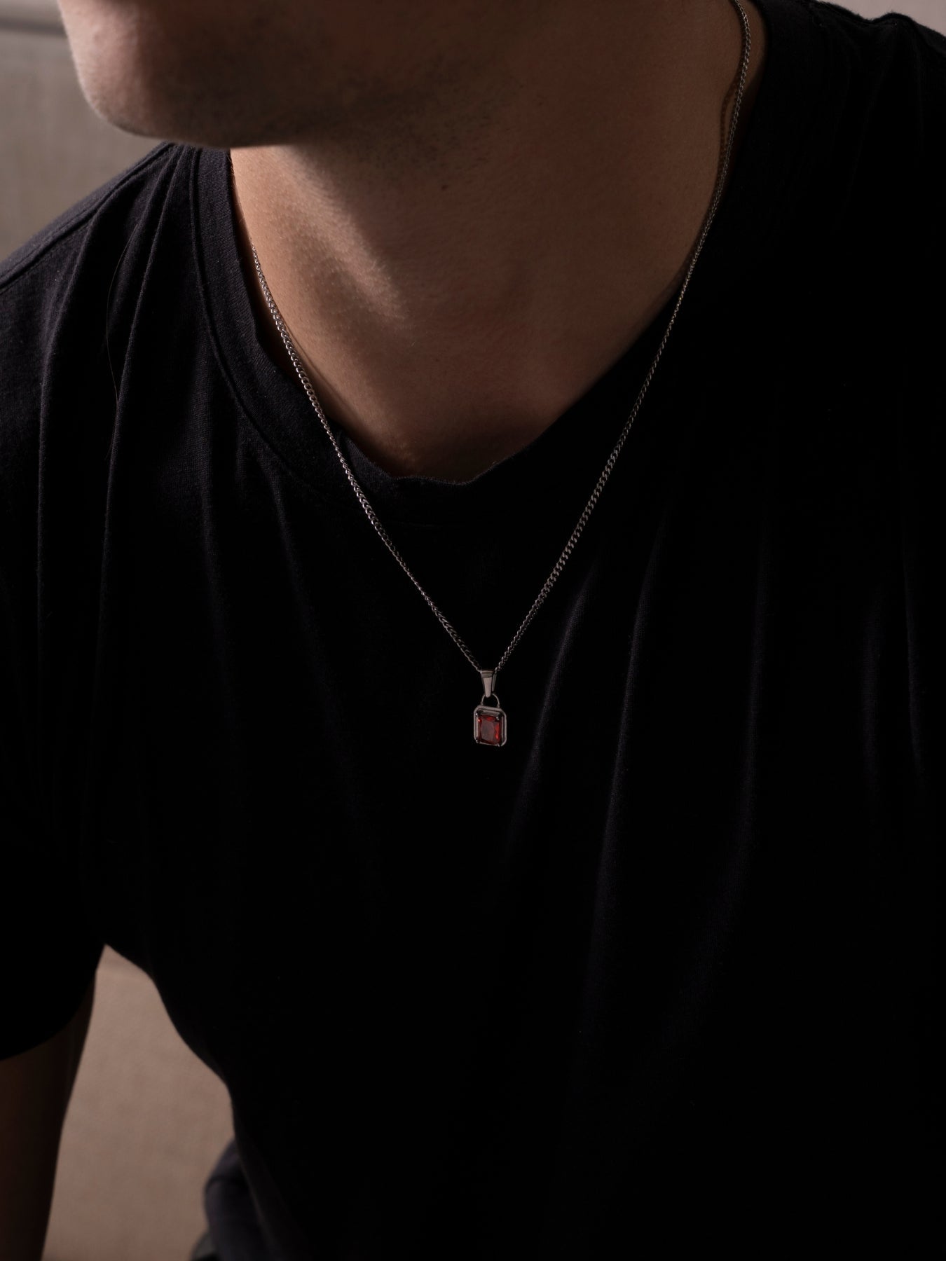 CORRENTE DE PEDRA PRECIOSA VERMELHA | Prata