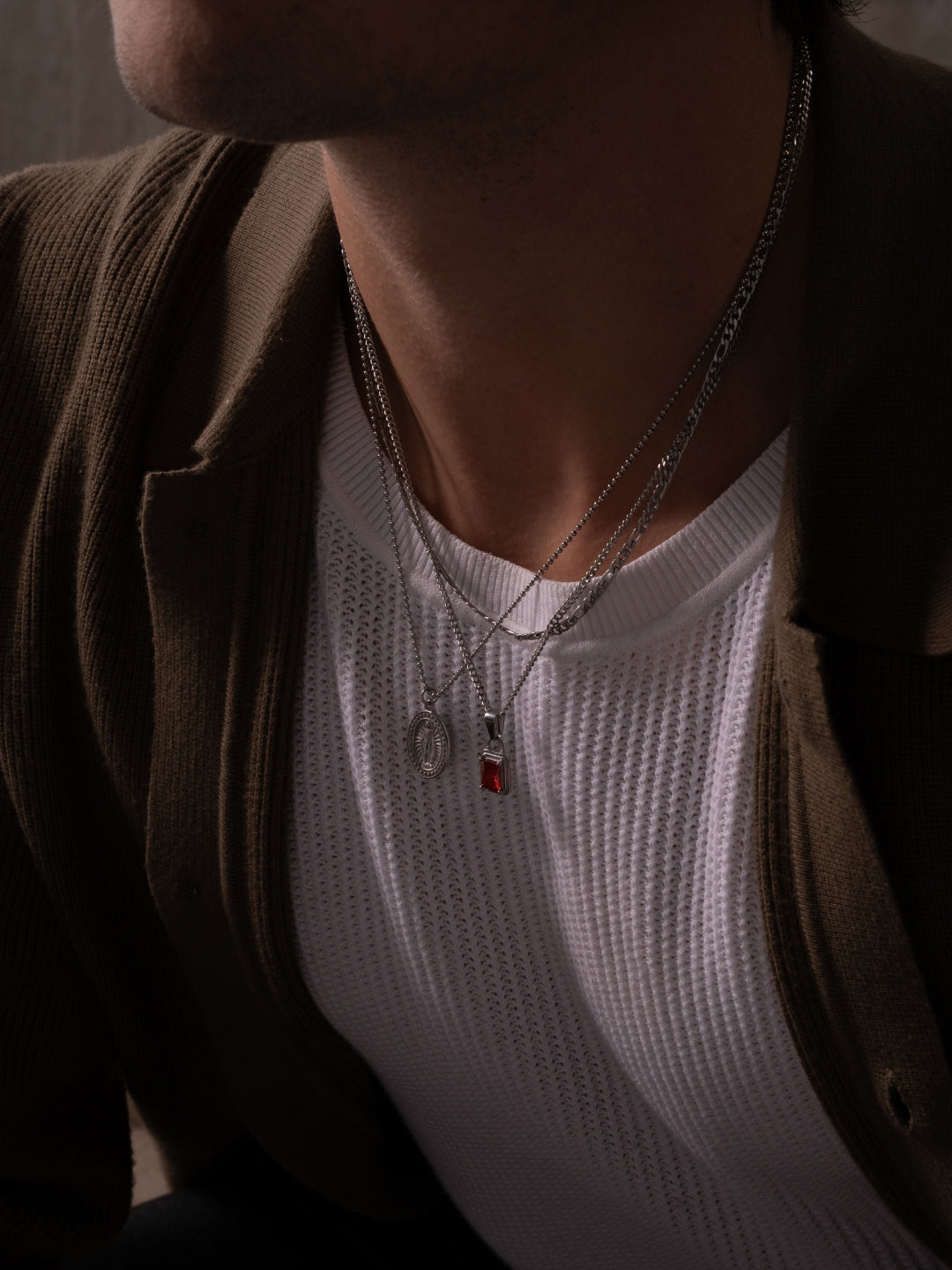 CORRENTE DE PEDRA PRECIOSA VERMELHA | Prata